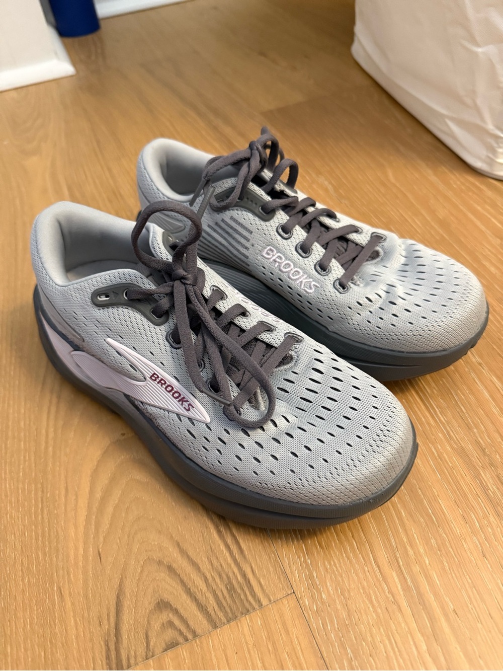 Brooks Men’s Light Gray and Dark Gray Athletic Running Shoes